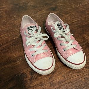 Converse pink sparkly girl size 1 junior